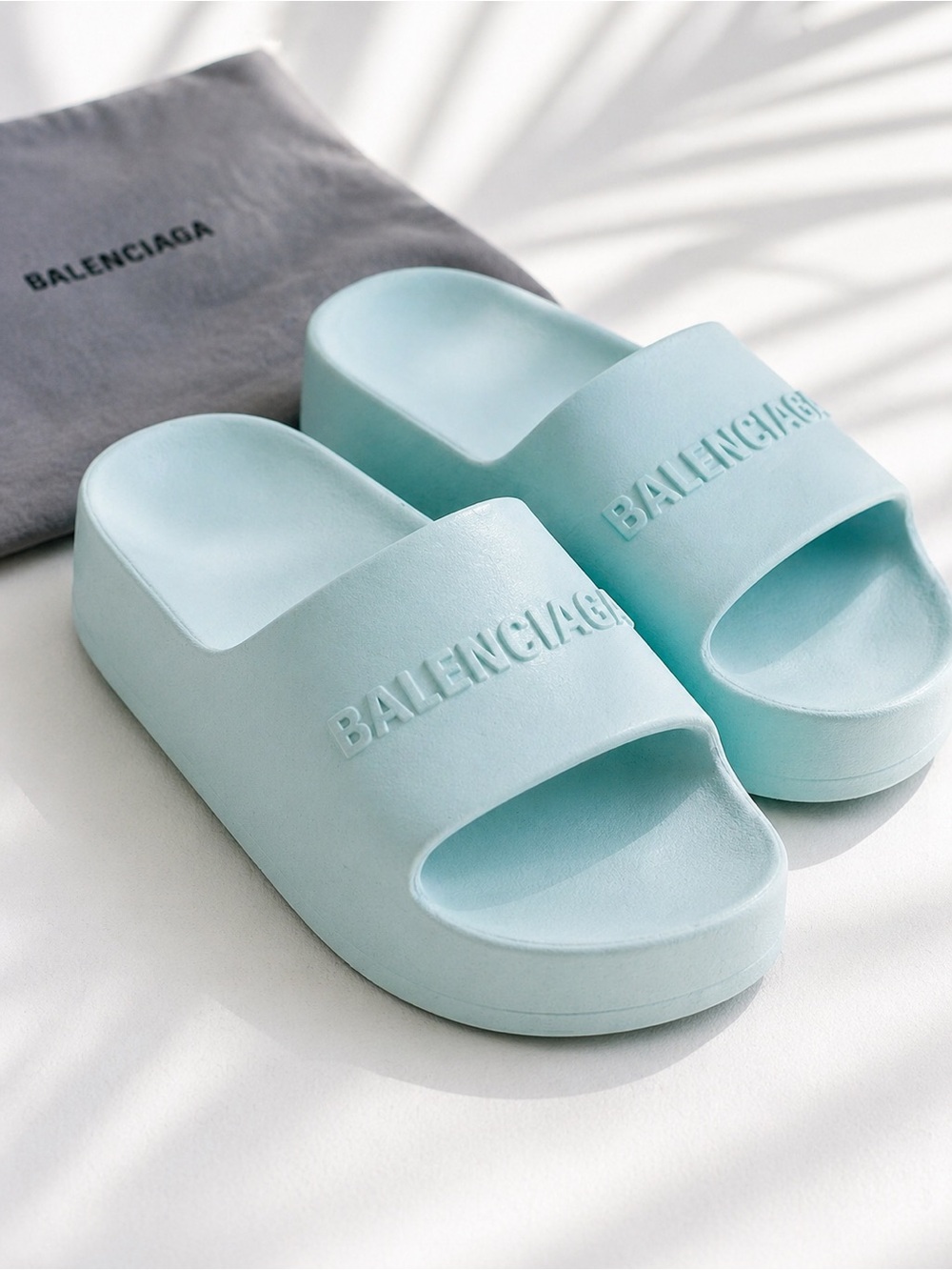 Authentic BALENCIAGA Pool Rubber Womens Chunky Slide Logo Sandals 40 Green Aqua